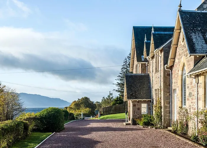 The Old Manse, Loch Ness